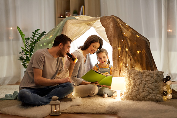 A family reading together 